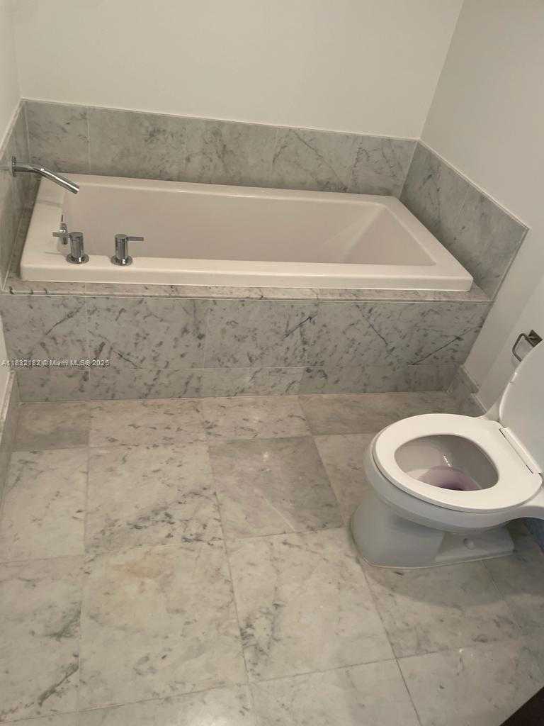 Small Image of 253 NORTH EAST 2ND ST #2806, Miami Number 7