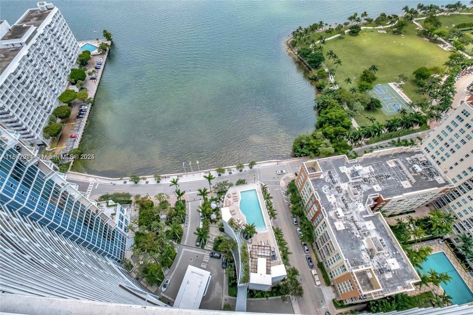Small Image of 2020 NORTH BAYSHORE DR #3408, Miami Number 24
