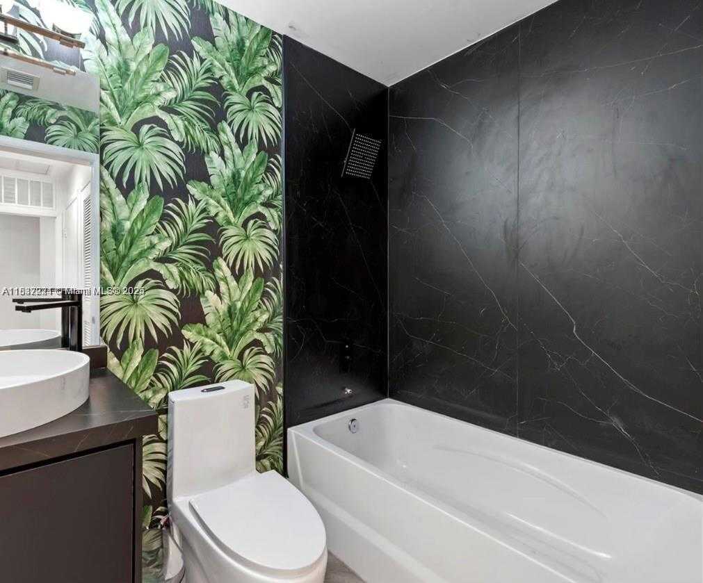 Small Image of 2020 NORTH BAYSHORE DR #3408, Miami Number 27