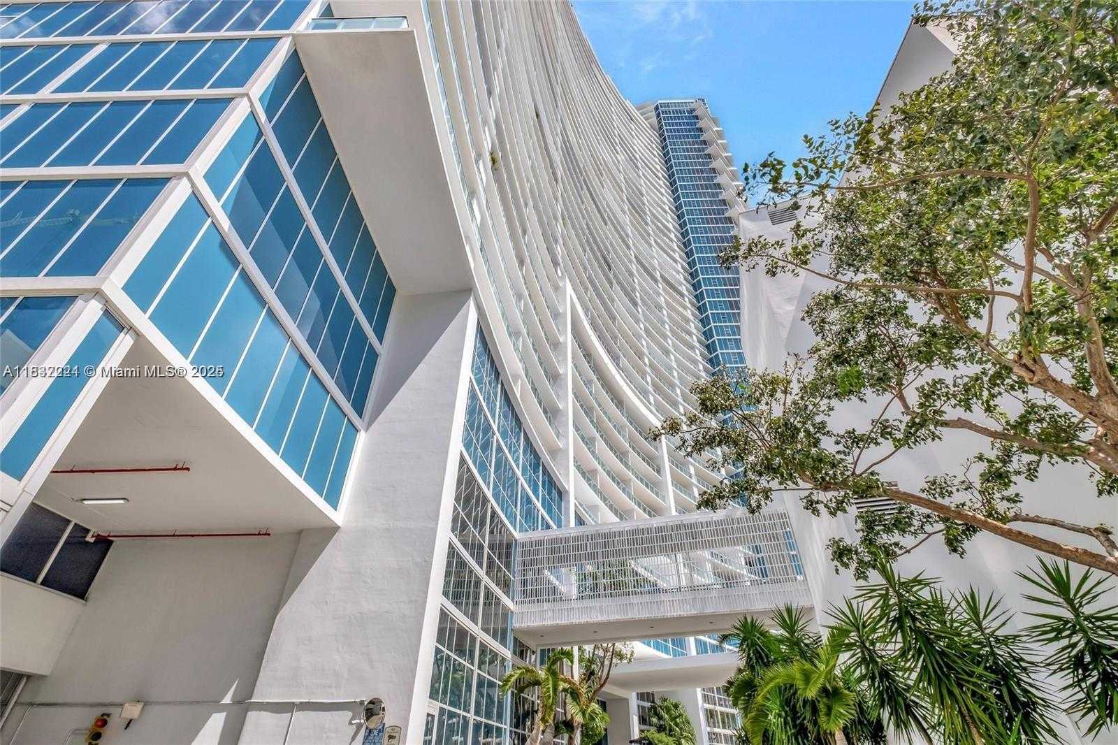 Small Image of 2020 NORTH BAYSHORE DR #3408, Miami Number 34