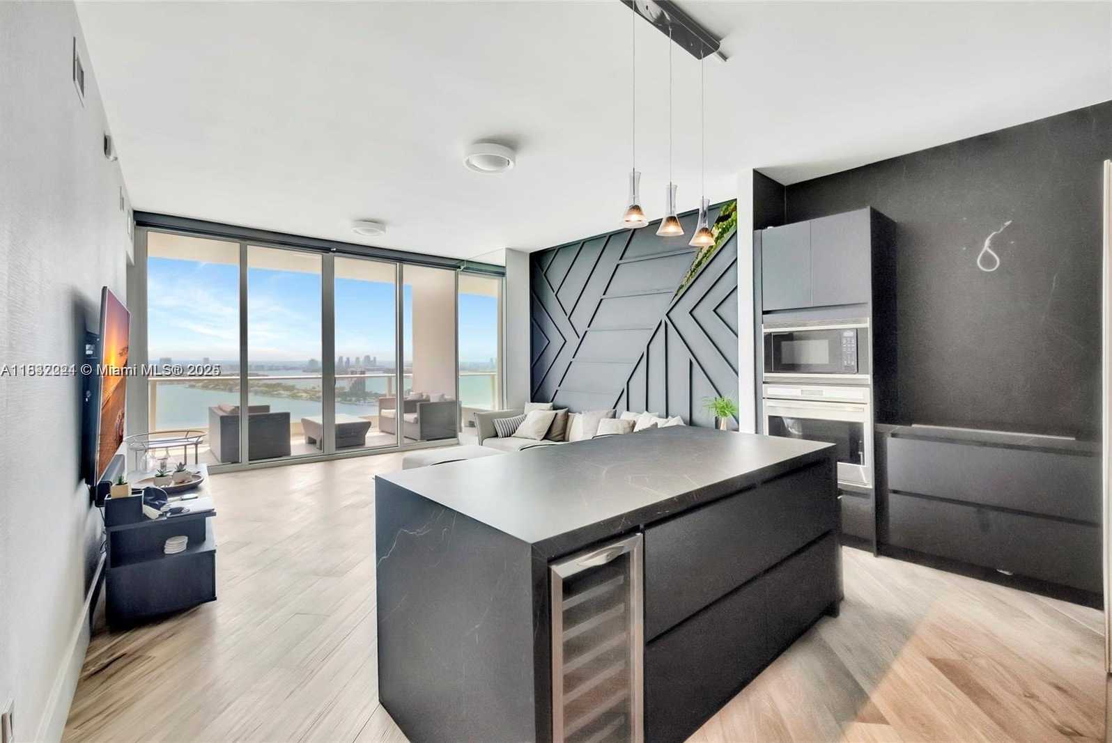 Small Image of 2020 NORTH BAYSHORE DR #3408, Miami Number 7