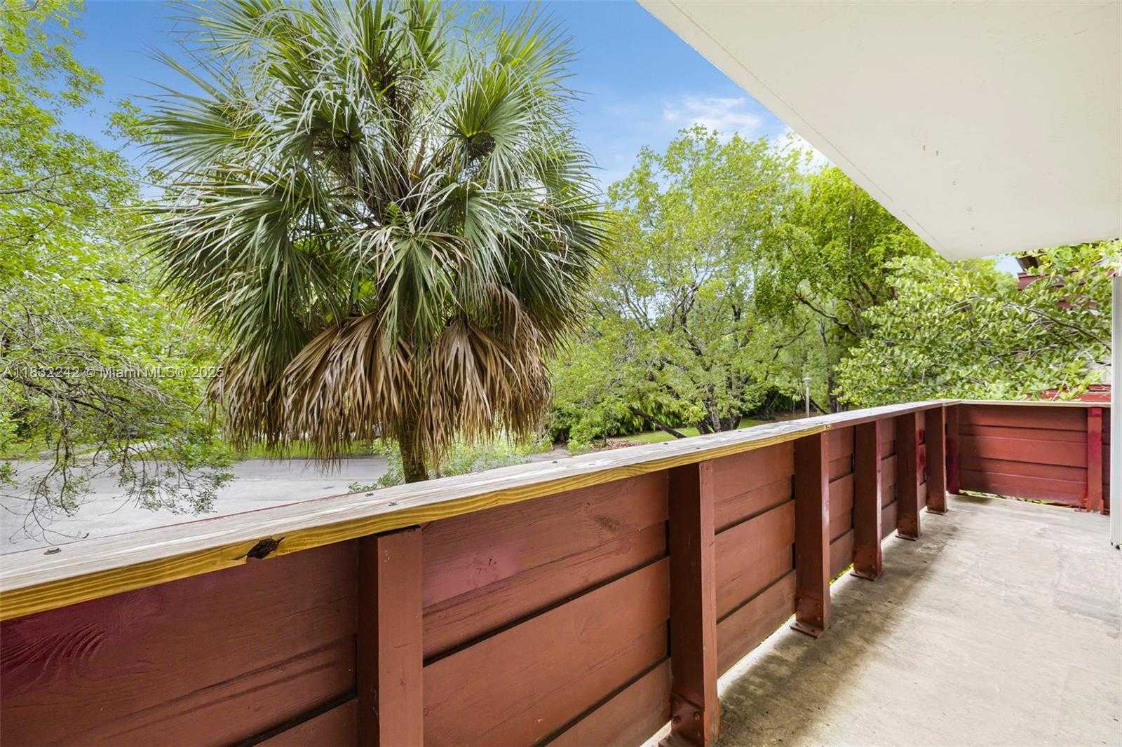Small Image of 1205 MARIPOSA AVE #308, Coral Gables Number 29