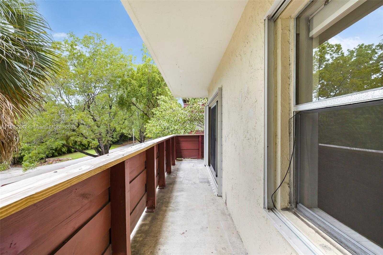 Small Image of 1205 MARIPOSA AVE #308, Coral Gables Number 33