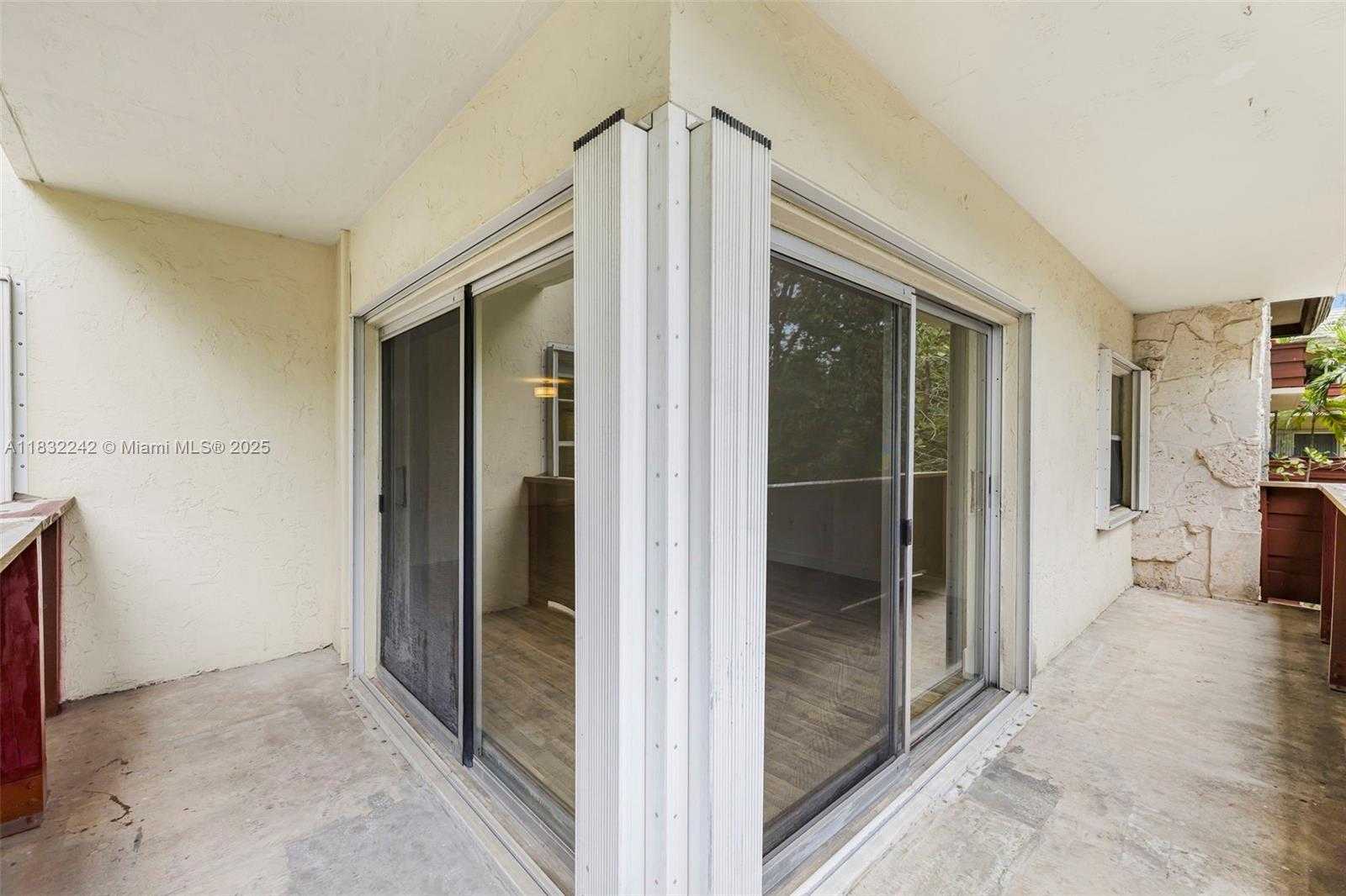 Small Image of 1205 MARIPOSA AVE #308, Coral Gables Number 35