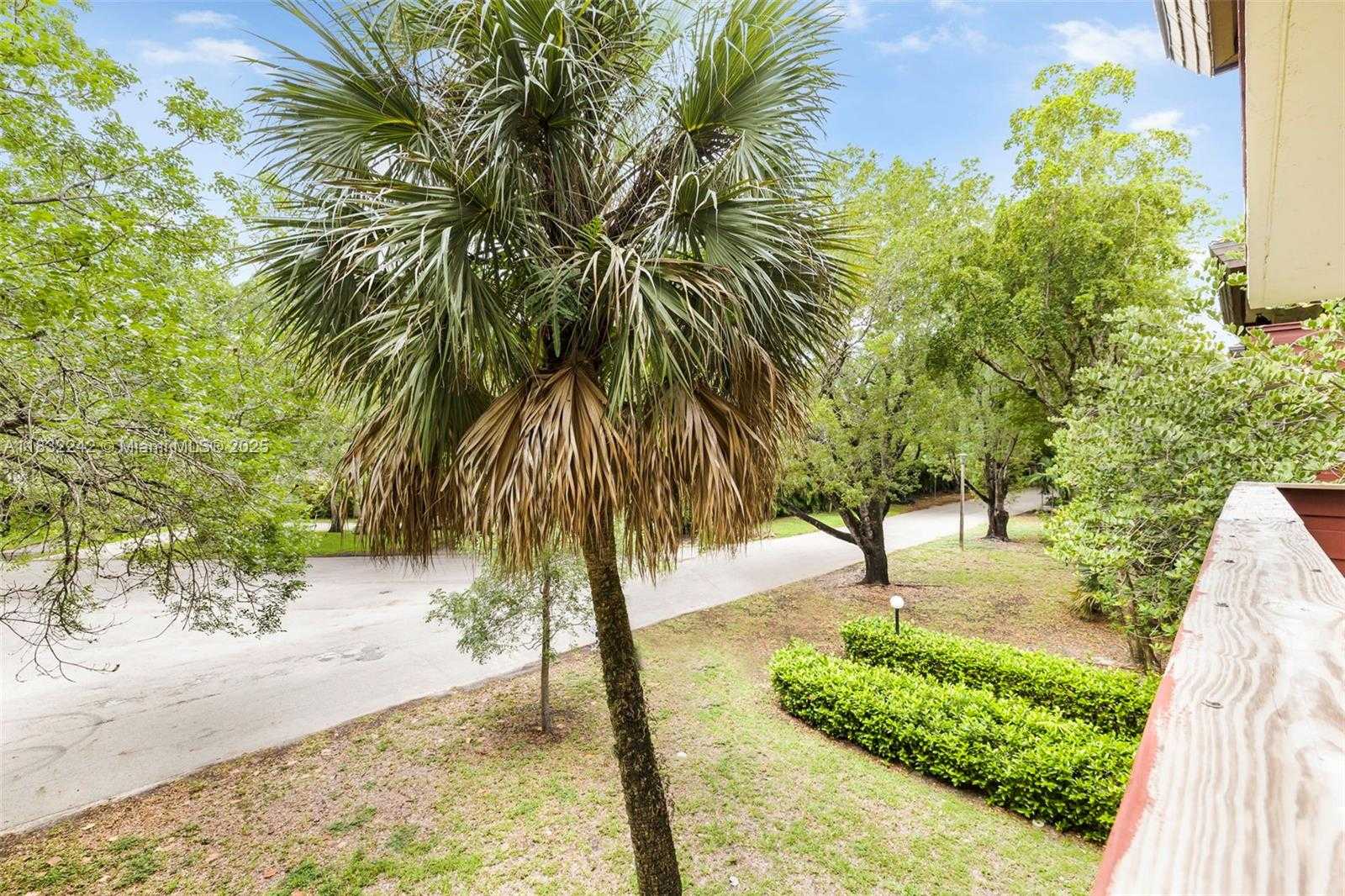 Small Image of 1205 MARIPOSA AVE #308, Coral Gables Number 38