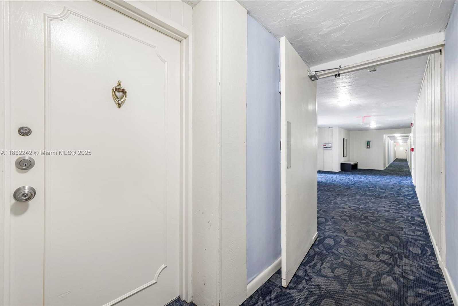 Small Image of 1205 MARIPOSA AVE #308, Coral Gables Number 4