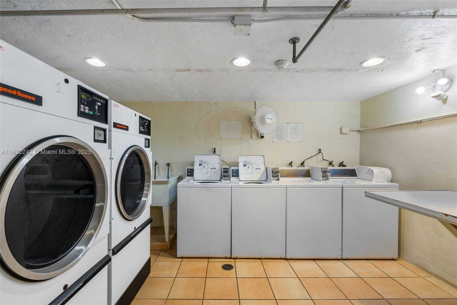 Small Image of 1205 MARIPOSA AVE #308, Coral Gables Number 41
