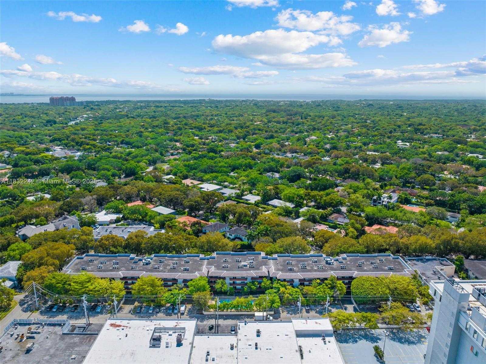 Small Image of 1205 MARIPOSA AVE #308, Coral Gables Number 49