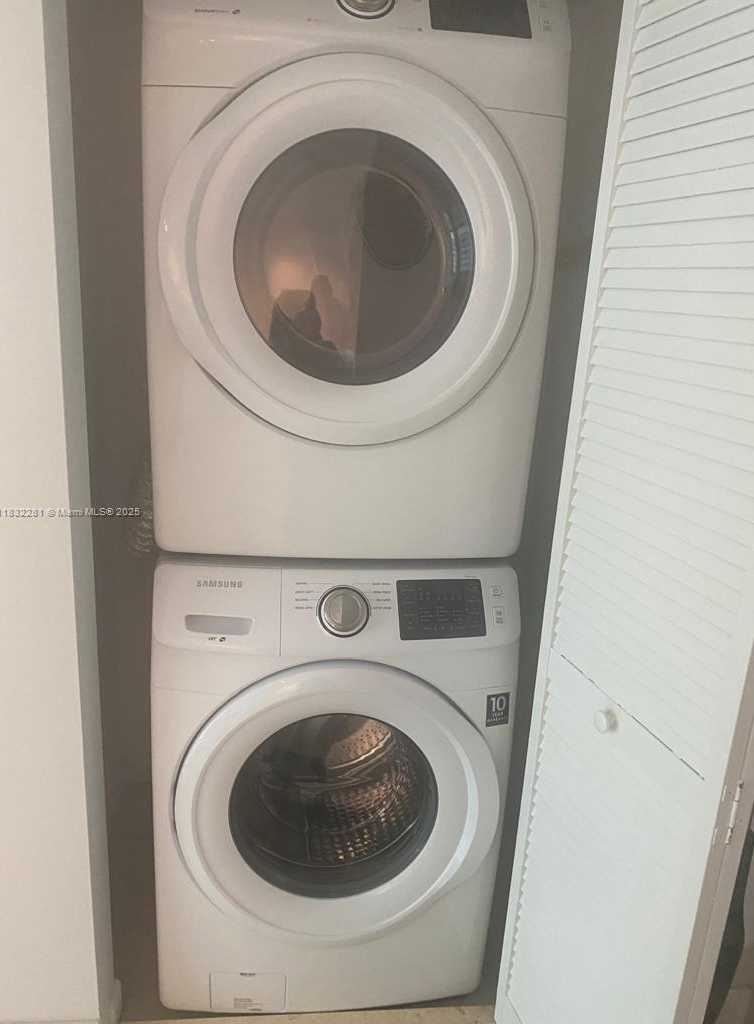 Small Image of 2101 BRICKELL AVE #903, Miami Number 16
