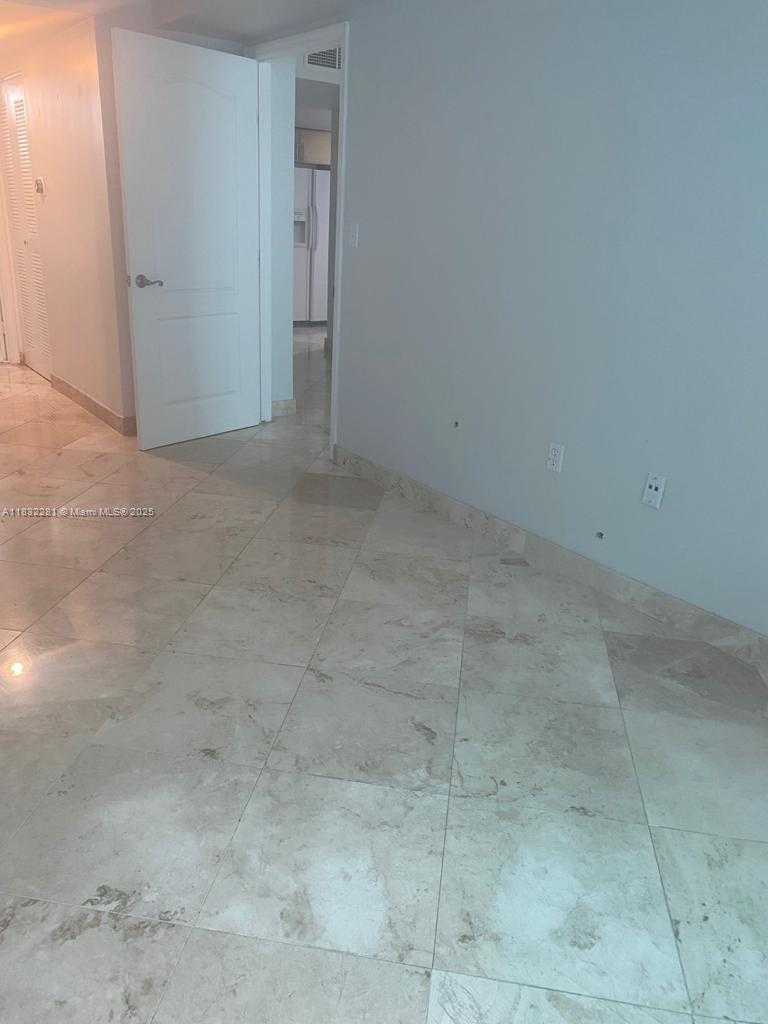 Small Image of 2101 BRICKELL AVE #903, Miami Number 19
