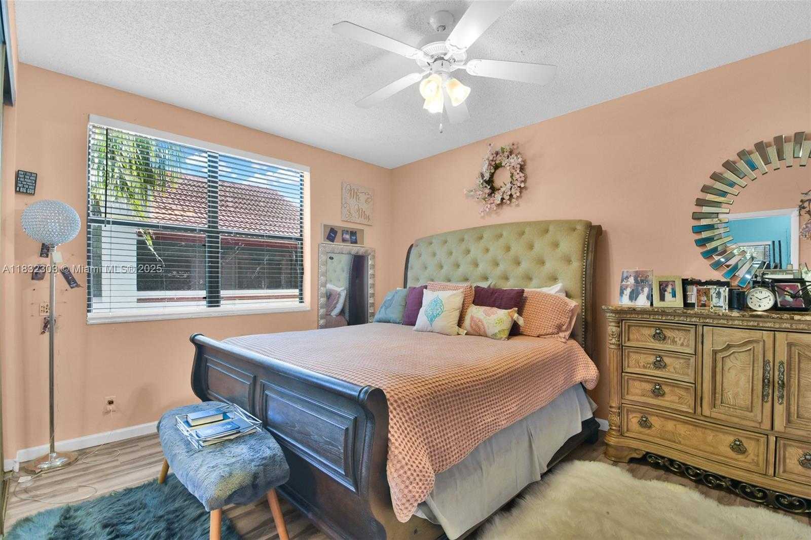 Small Image of 1419 AVON LN #216, North Lauderdale Number 25