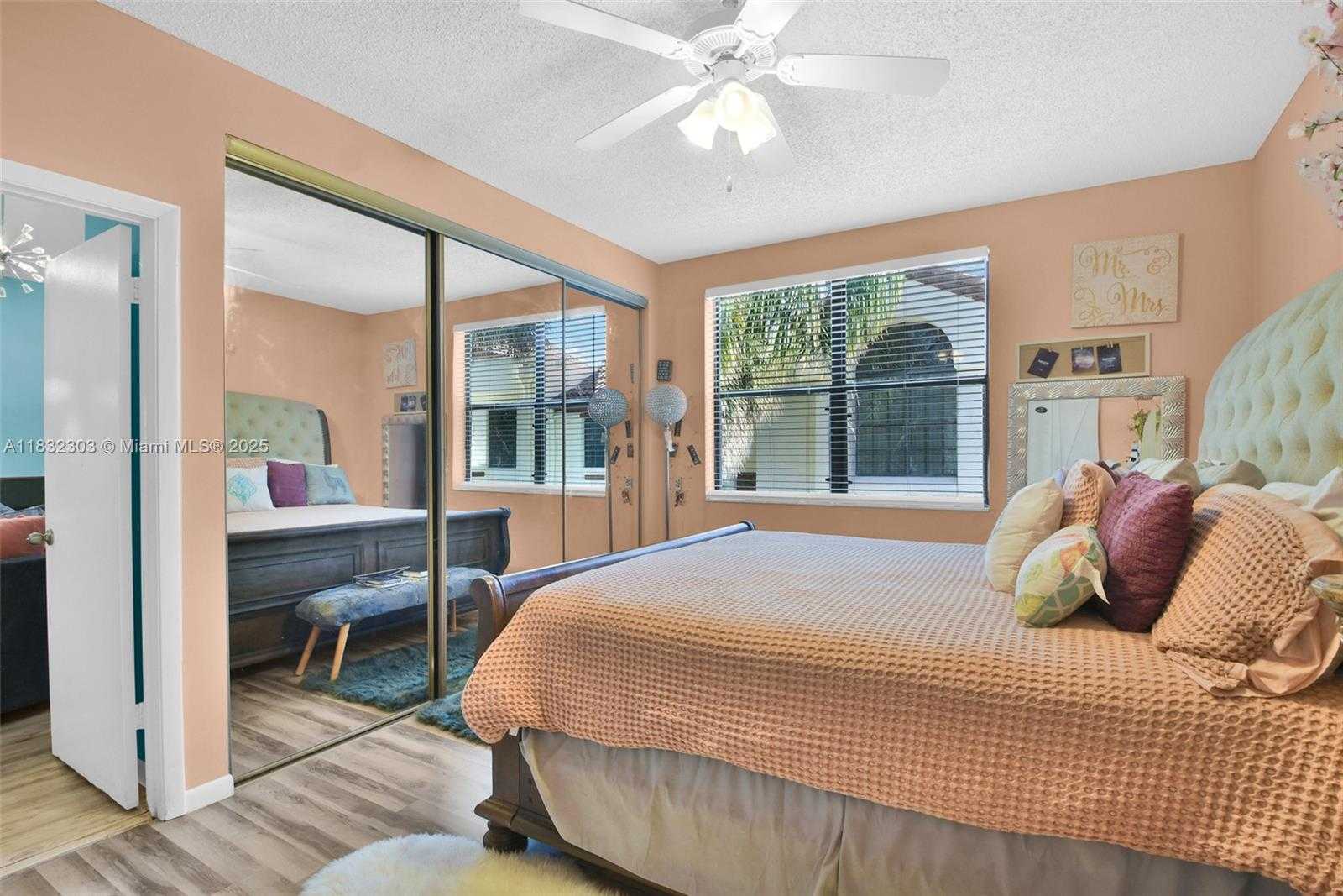 Small Image of 1419 AVON LN #216, North Lauderdale Number 26