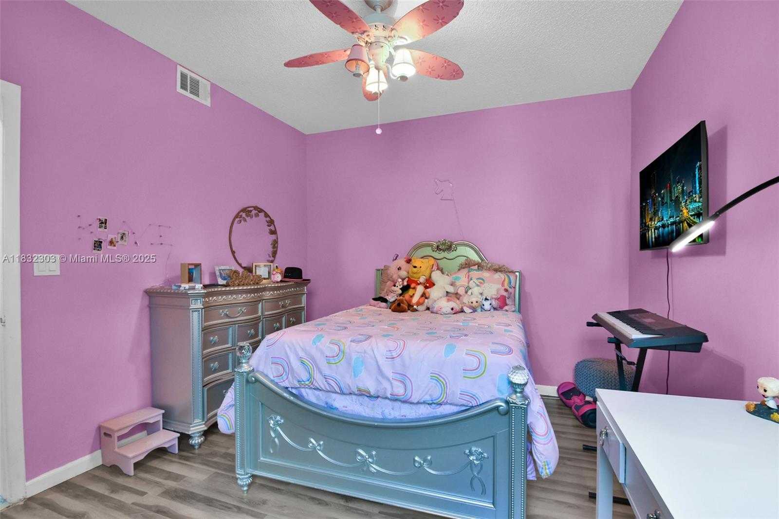 Small Image of 1419 AVON LN #216, North Lauderdale Number 29