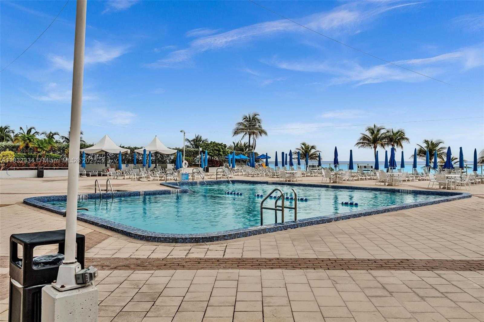 Small Image of 2030 SOUTH OCEAN DR #414, Hallandale Beach Number 15