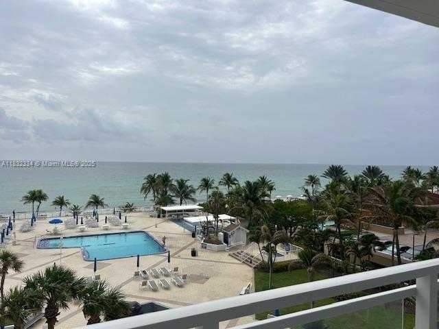 Small Image of 2030 SOUTH OCEAN DR #414, Hallandale Beach Number 2