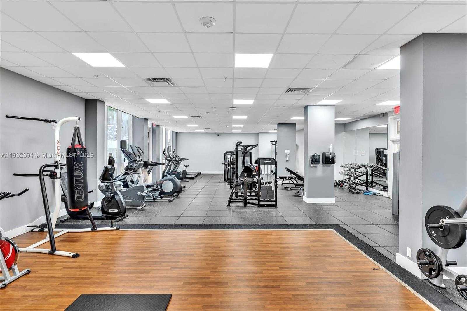Small Image of 2030 SOUTH OCEAN DR #414, Hallandale Beach Number 23