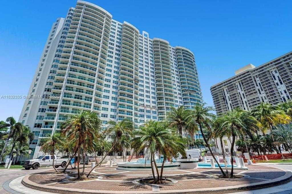 Small Image of 20201 EAST COUNTRY CLUB DR #2203, Aventura Number 3
