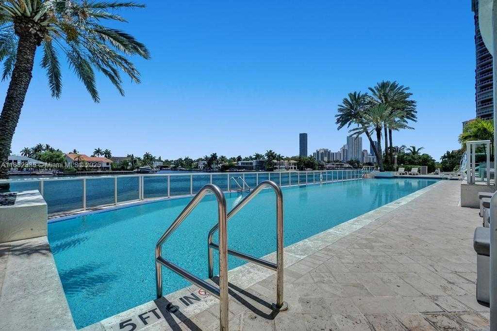 Small Image of 20201 EAST COUNTRY CLUB DR #2203, Aventura Number 4