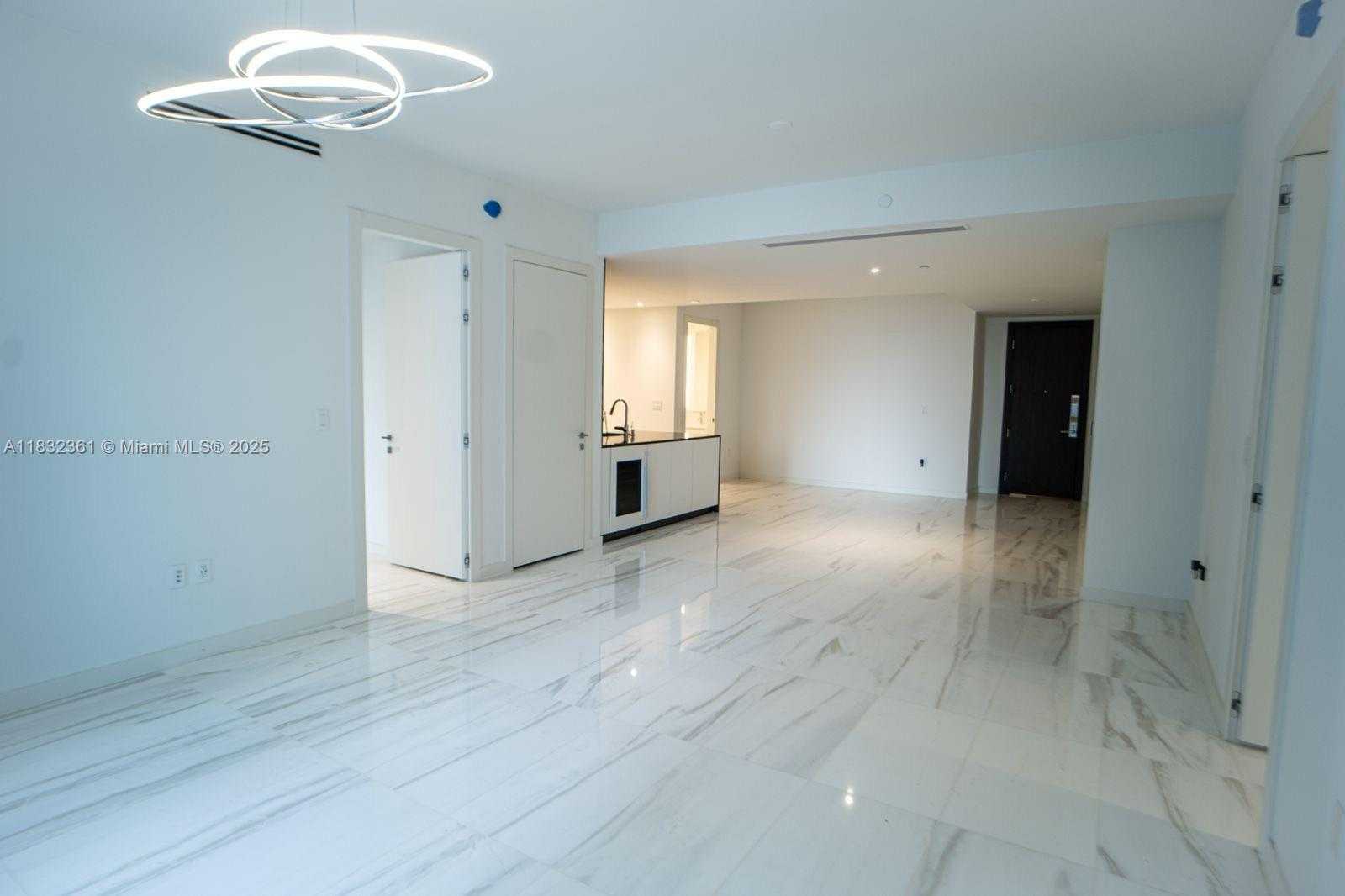 Small Image of 300 BISCAYNE BLVD WAY #3009, Miami Number 22