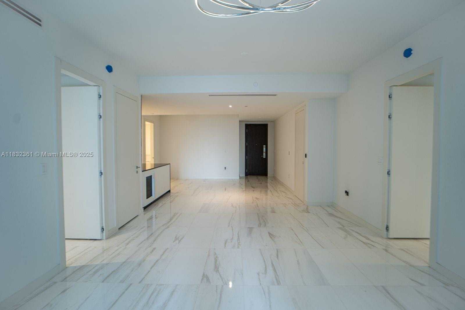 Small Image of 300 BISCAYNE BLVD WAY #3009, Miami Number 24