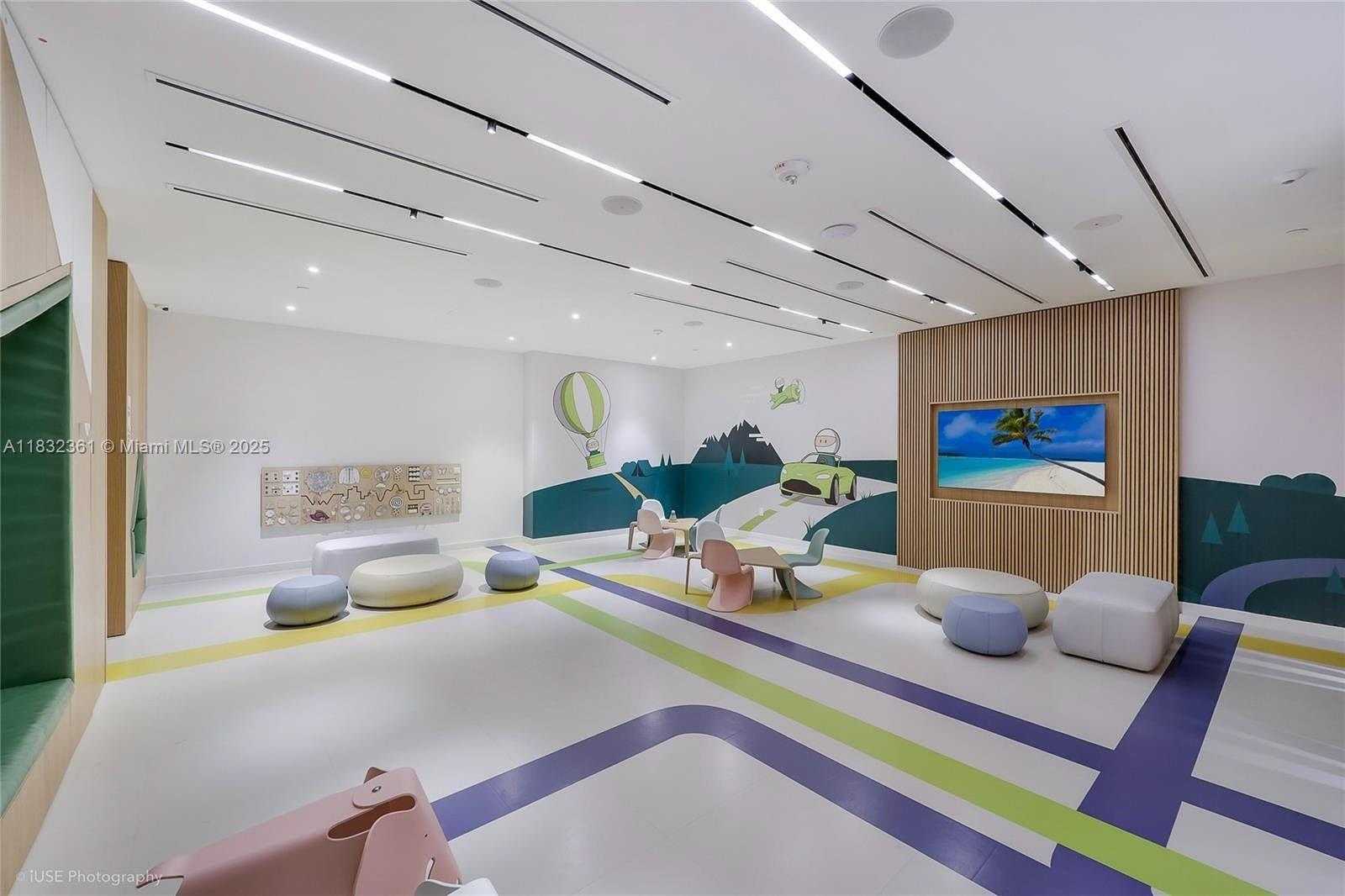 Small Image of 300 BISCAYNE BLVD WAY #3009, Miami Number 51