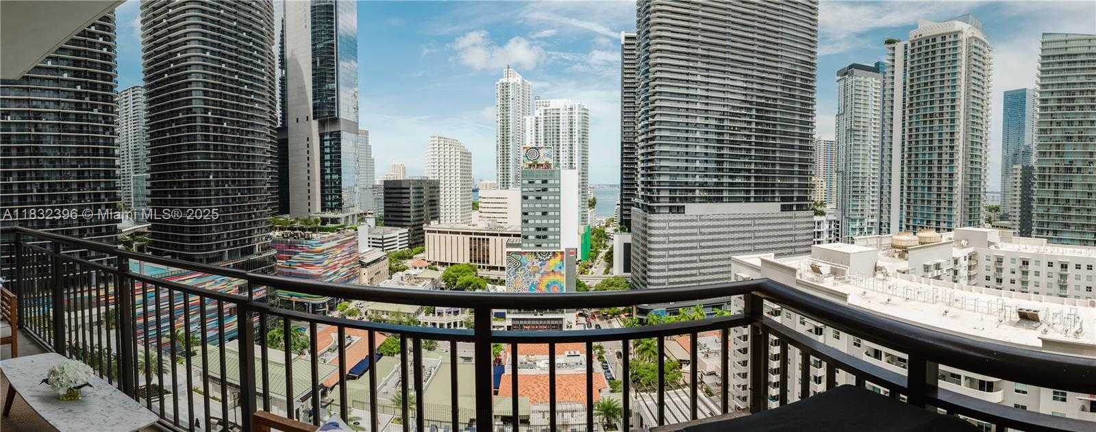 Small Image of 999 SOUTH WEST 1ST AVE #2002, Miami Number 19