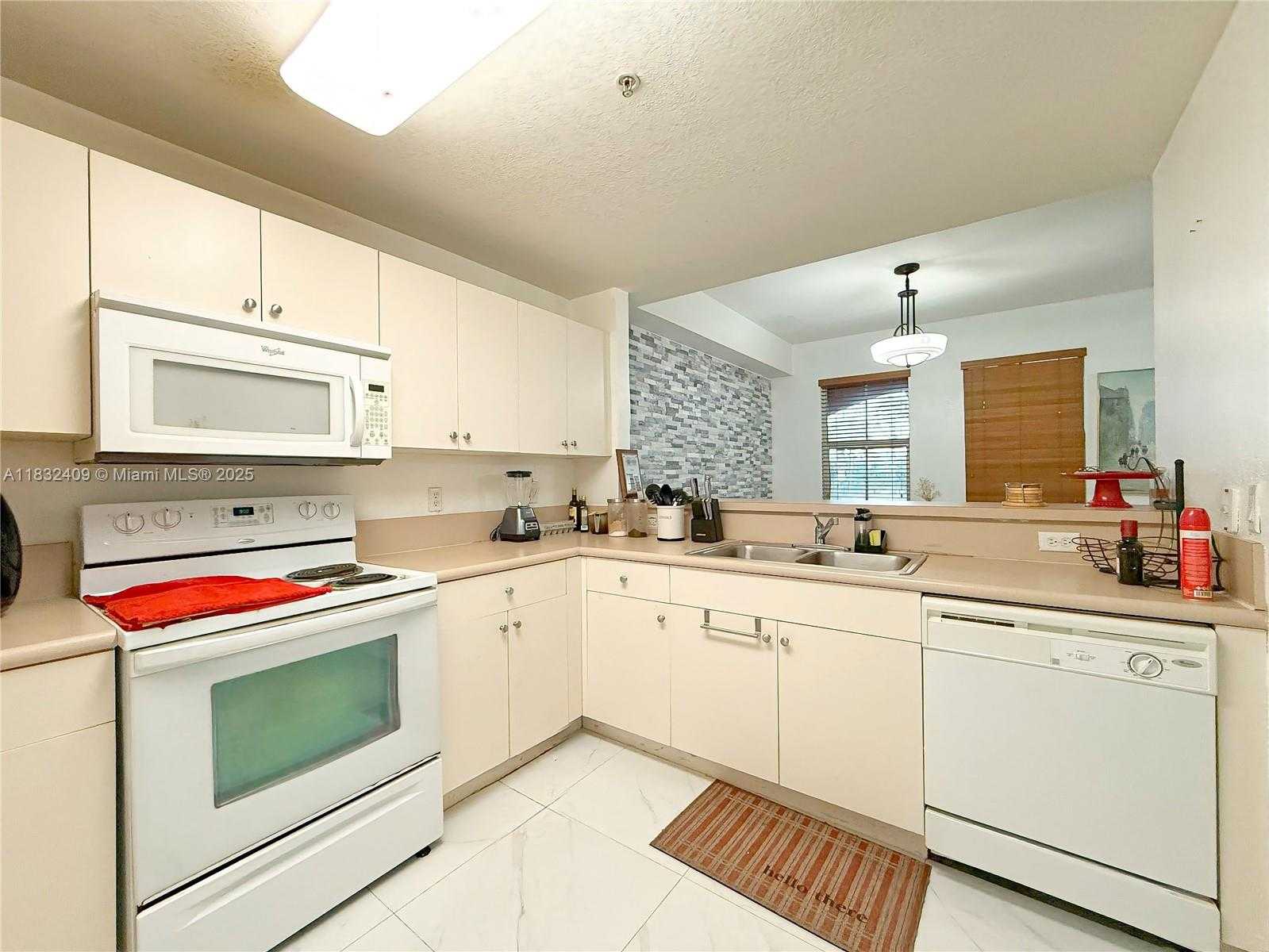 Small Image of 11202 NORTH WEST 83RD ST #112, Doral Number 16