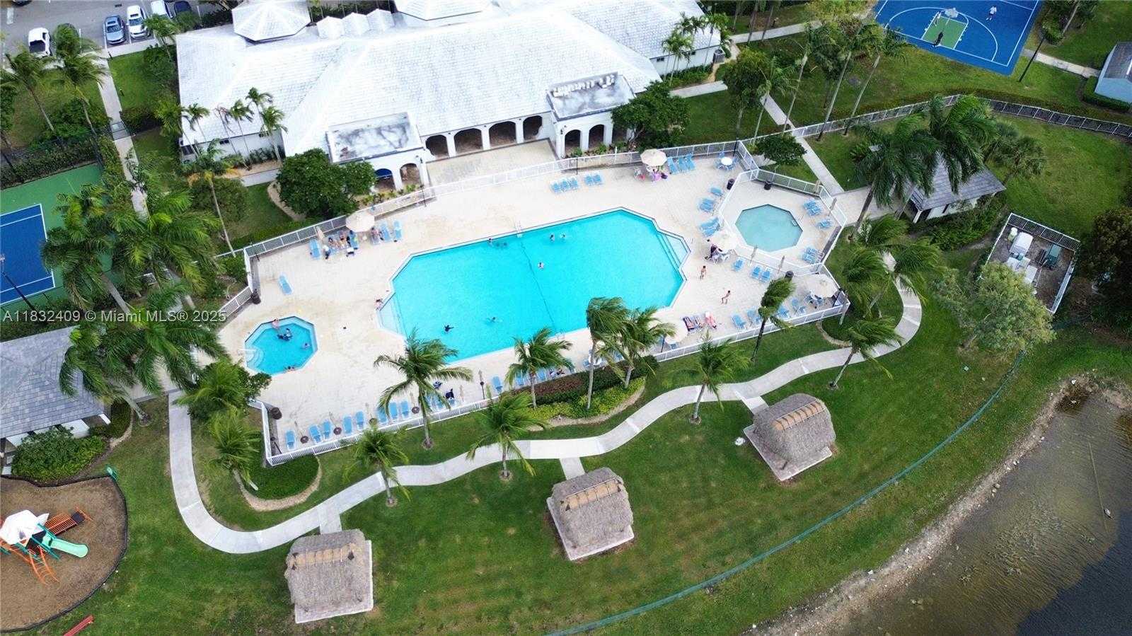 Small Image of 11202 NORTH WEST 83RD ST #112, Doral Number 29
