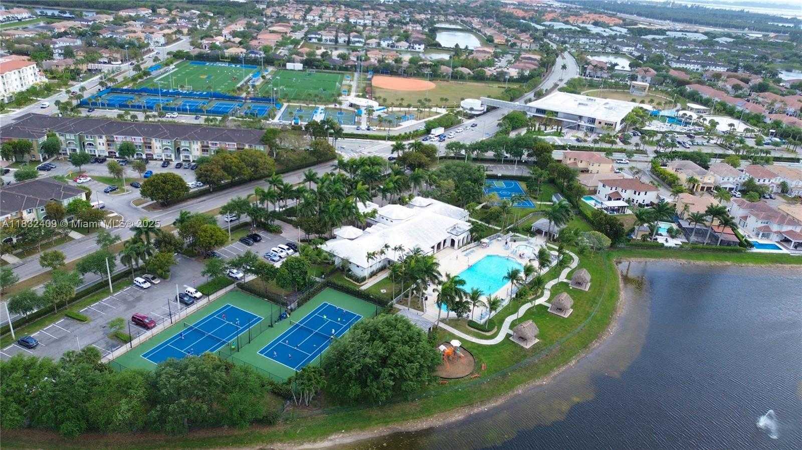 Small Image of 11202 NORTH WEST 83RD ST #112, Doral Number 33