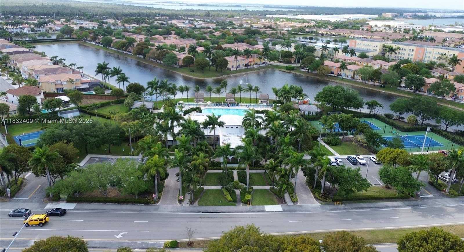 Small Image of 11202 NORTH WEST 83RD ST #112, Doral Number 37