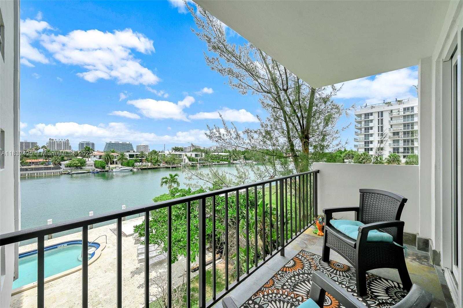 Small Image of 9341 EAST BAY HARBOR DR #3D, Bay Harbor Islands Number 18
