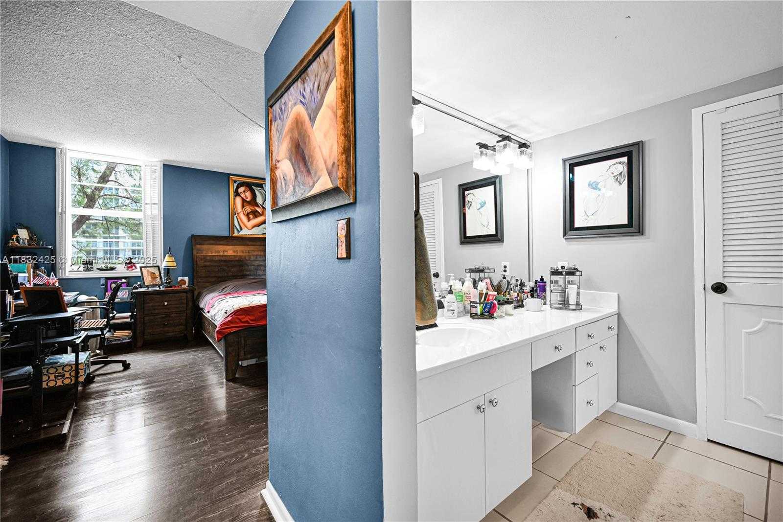Small Image of 9341 EAST BAY HARBOR DR #3D, Bay Harbor Islands Number 23