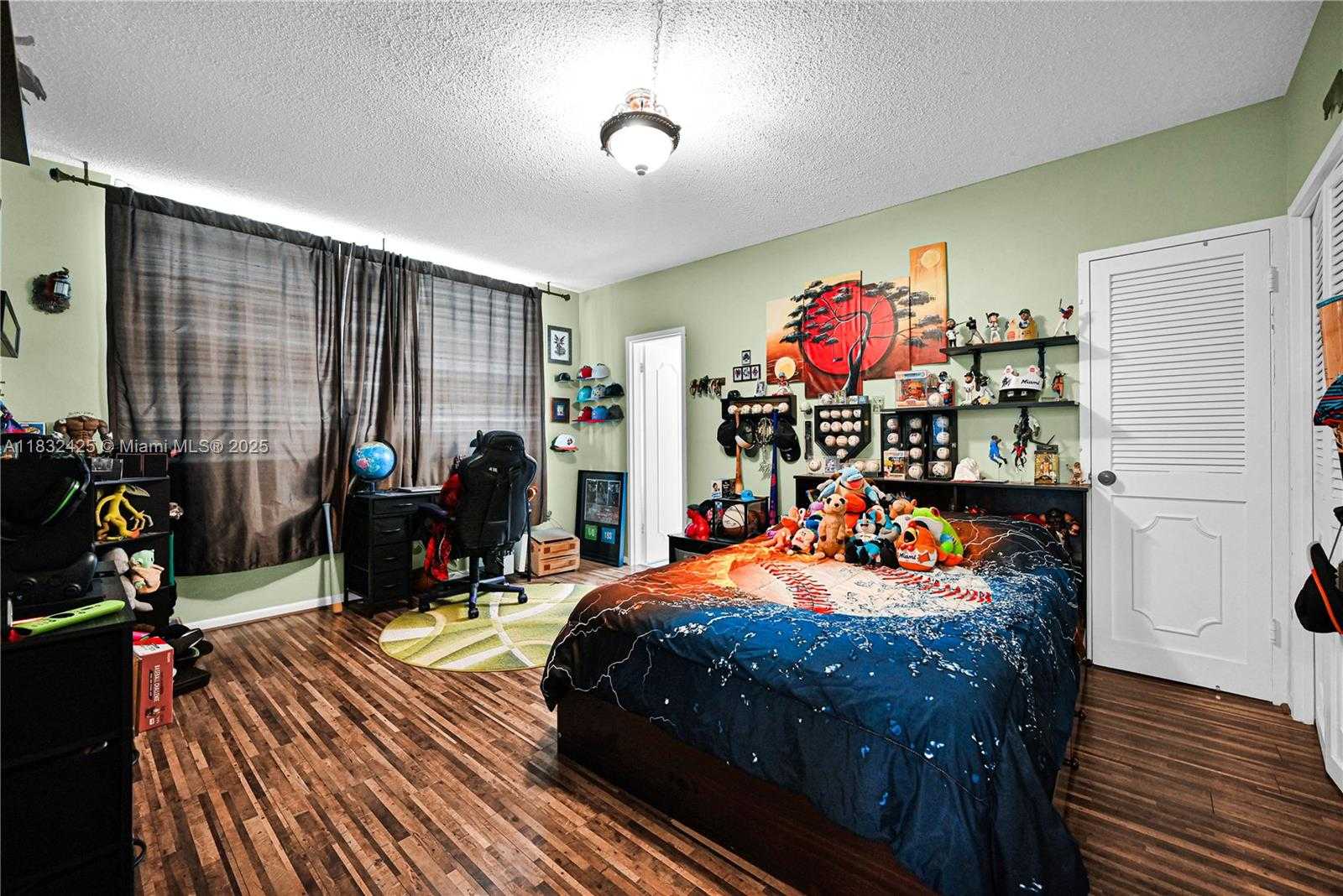 Small Image of 9341 EAST BAY HARBOR DR #3D, Bay Harbor Islands Number 31