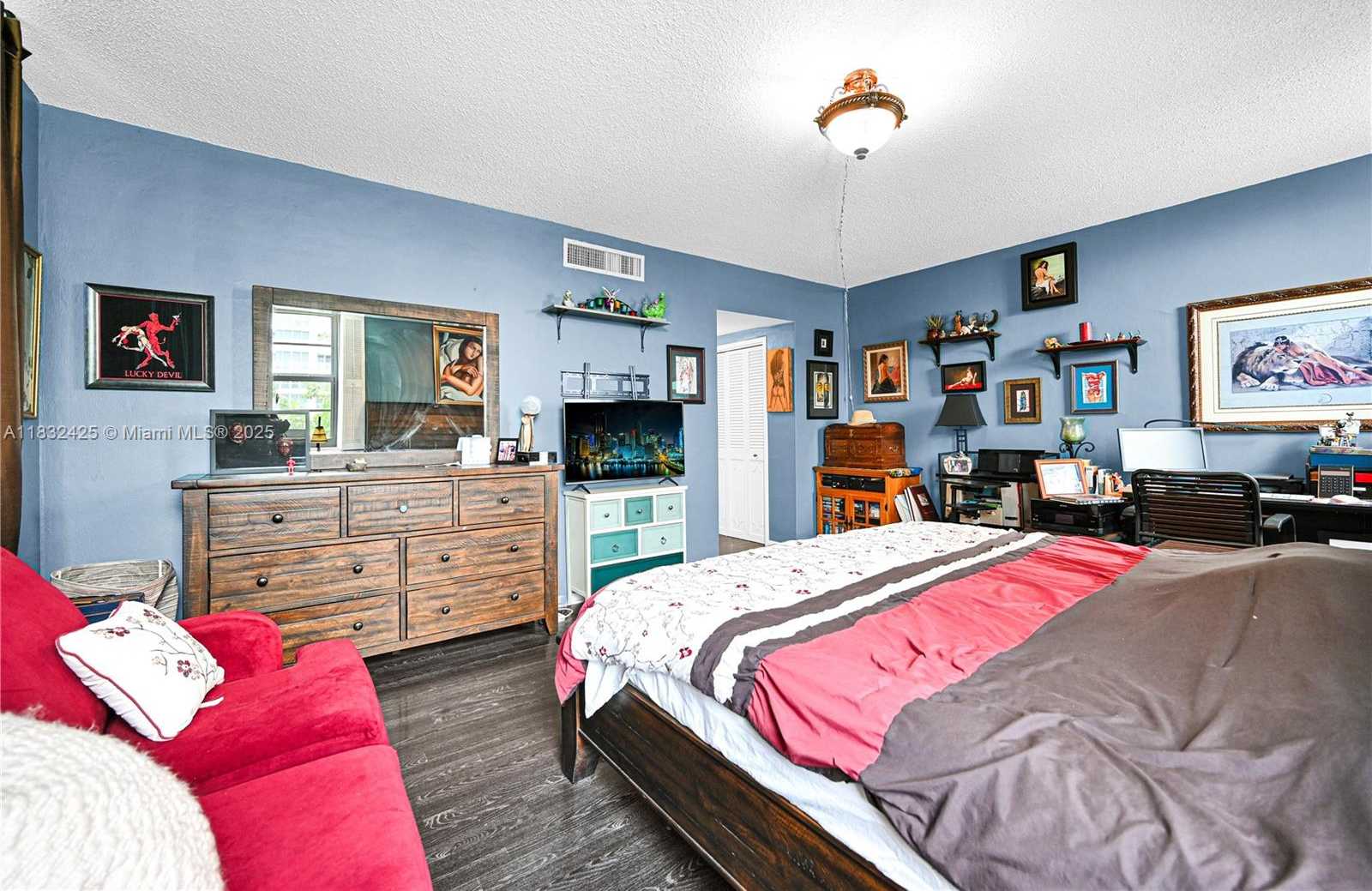 Small Image of 9341 EAST BAY HARBOR DR #3D, Bay Harbor Islands Number 34