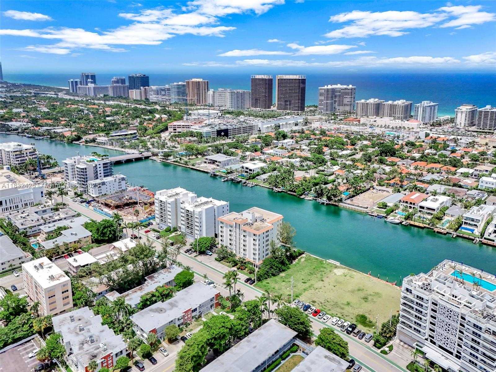 Small Image of 9341 EAST BAY HARBOR DR #3D, Bay Harbor Islands Number 50