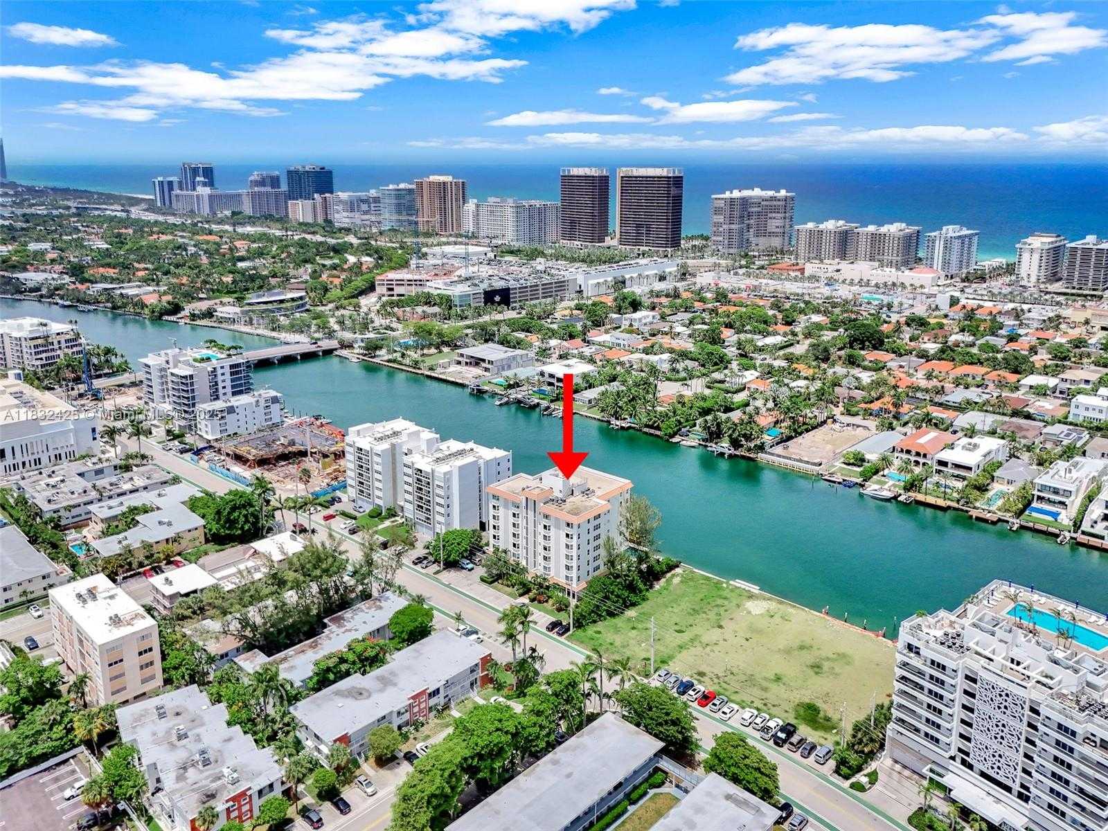 Small Image of 9341 EAST BAY HARBOR DR #3D, Bay Harbor Islands Number 51