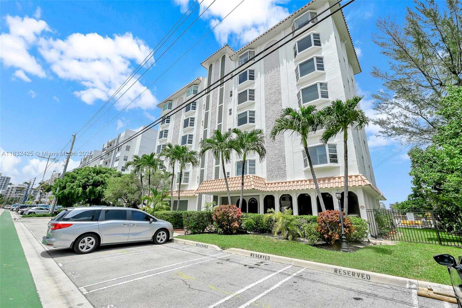 Small Image of 9341 EAST BAY HARBOR DR #3D, Bay Harbor Islands Number 54