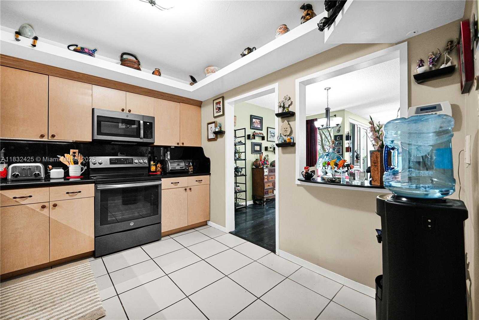 Small Image of 9341 EAST BAY HARBOR DR #3D, Bay Harbor Islands Number 7