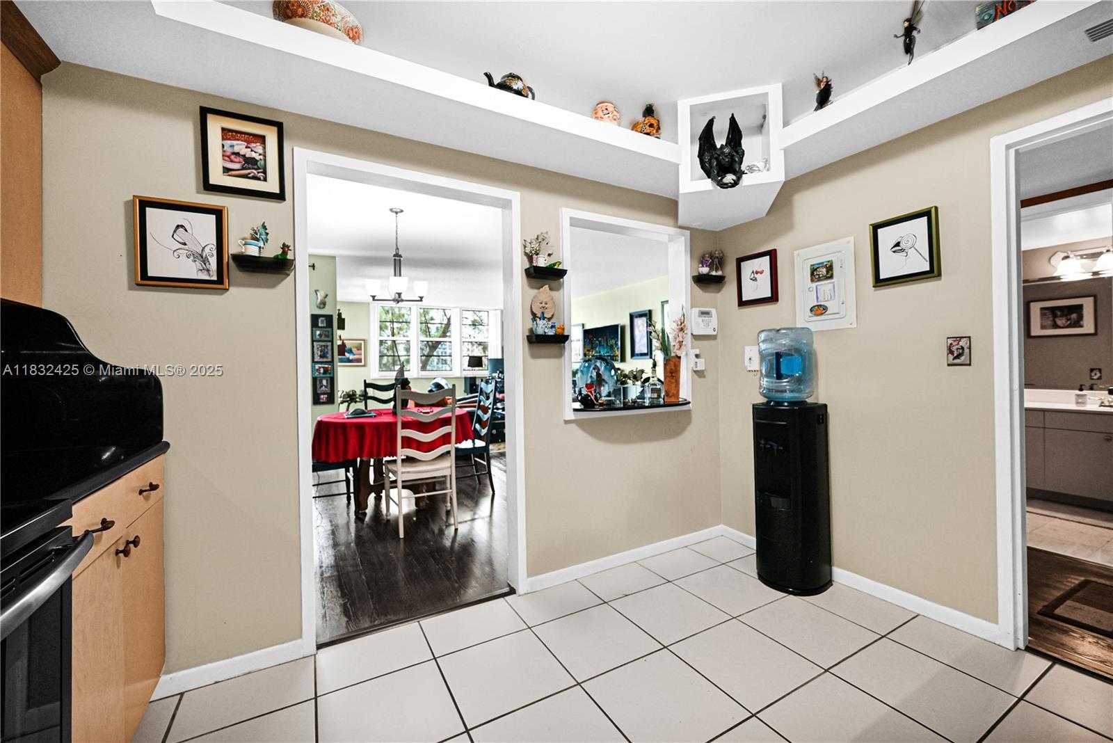 Small Image of 9341 EAST BAY HARBOR DR #3D, Bay Harbor Islands Number 8