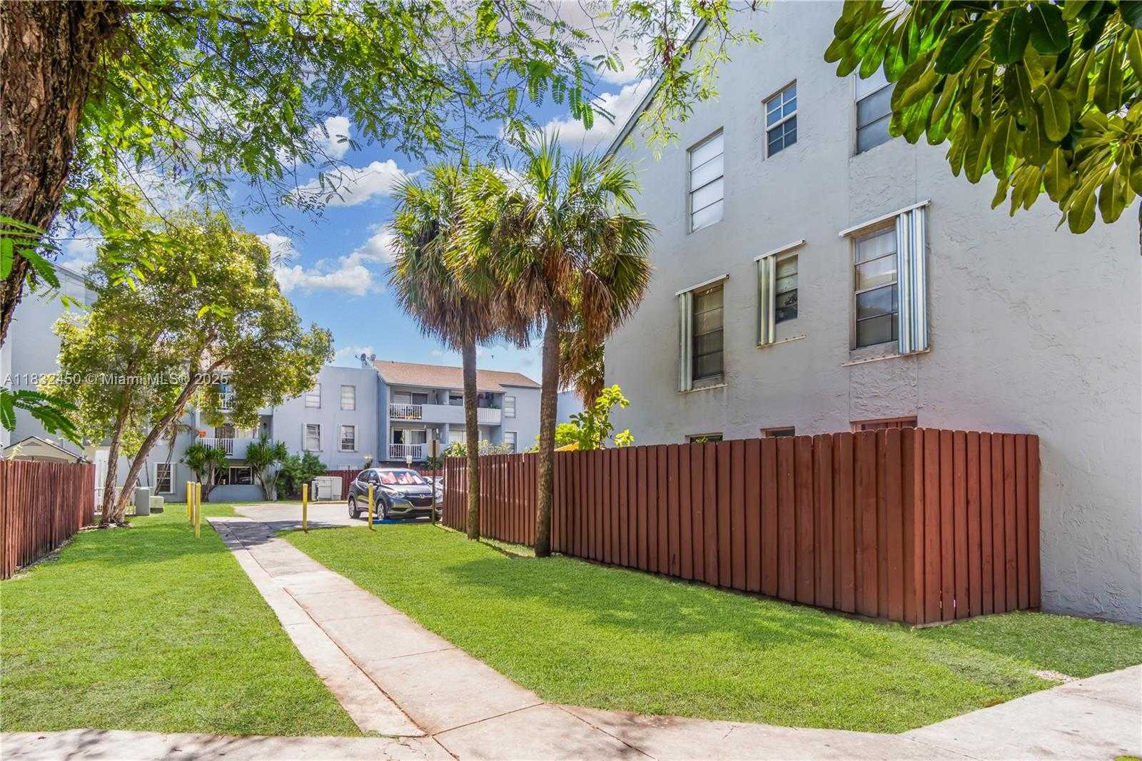 Small Image of 1755 WEST 60TH ST #D206, Hialeah Number 17