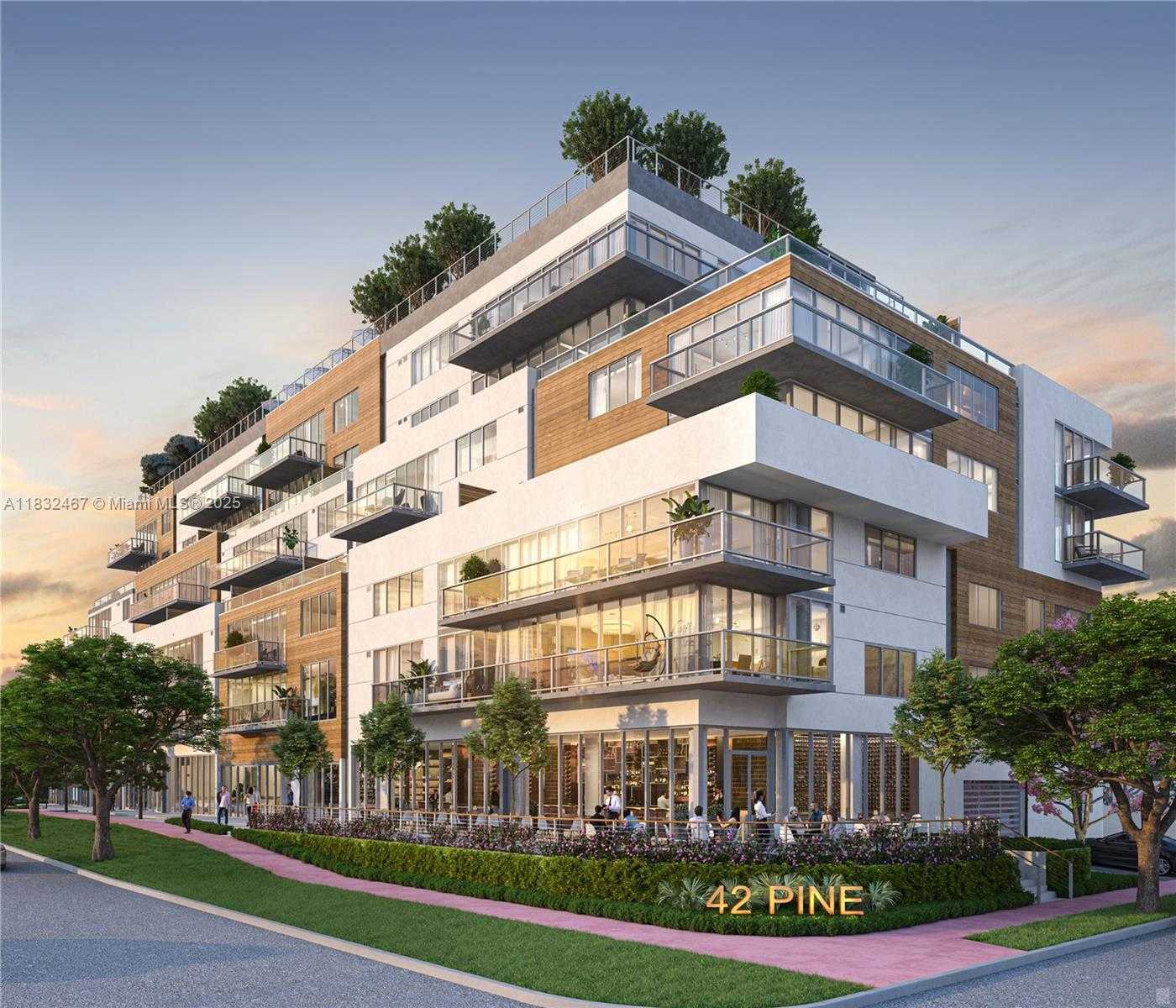 Small Image of 340 WEST 42 ST #508, Miami Beach Number 8