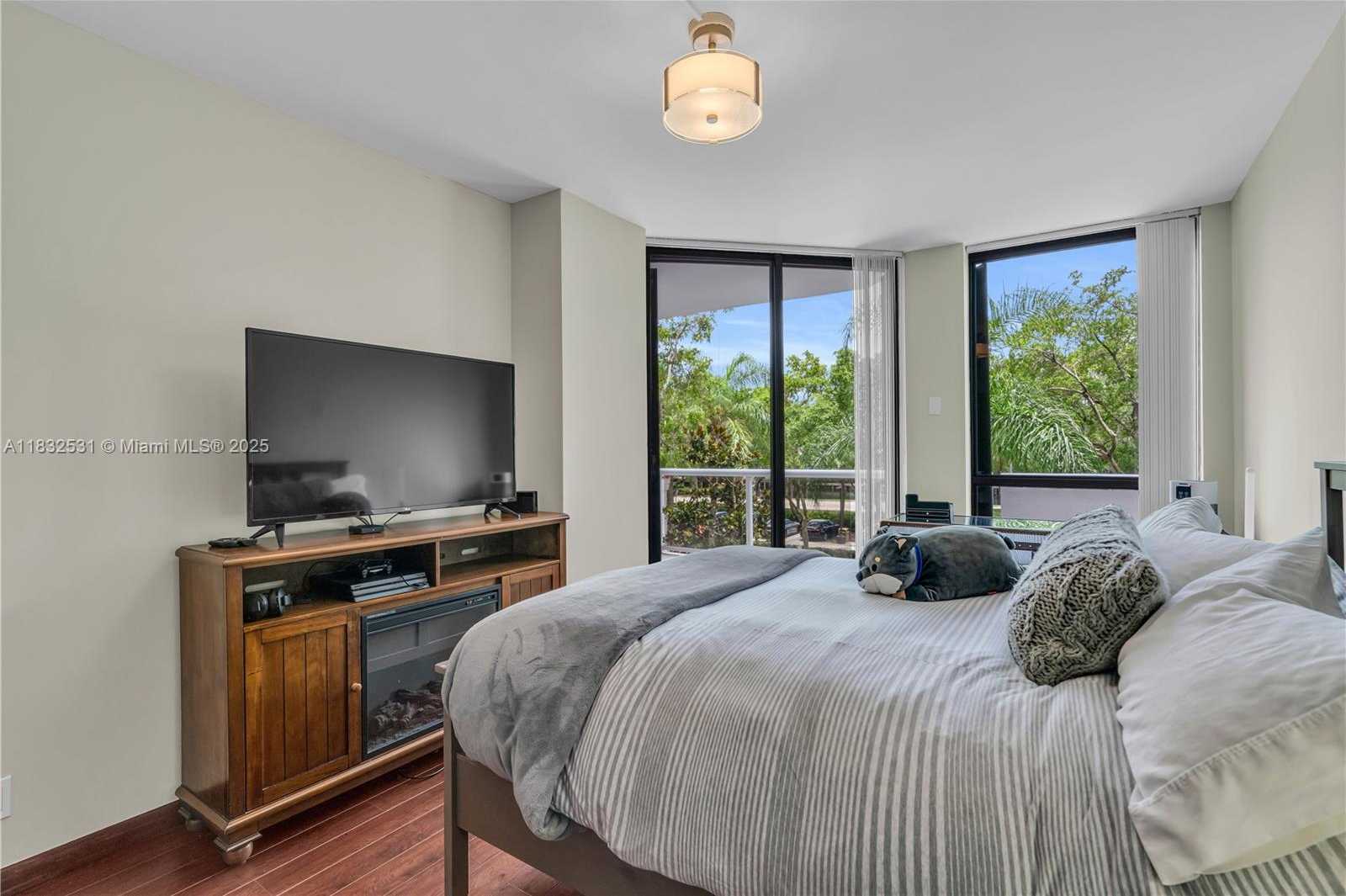 Small Image of 3640 YACHT CLUB DR #203, Aventura Number 20