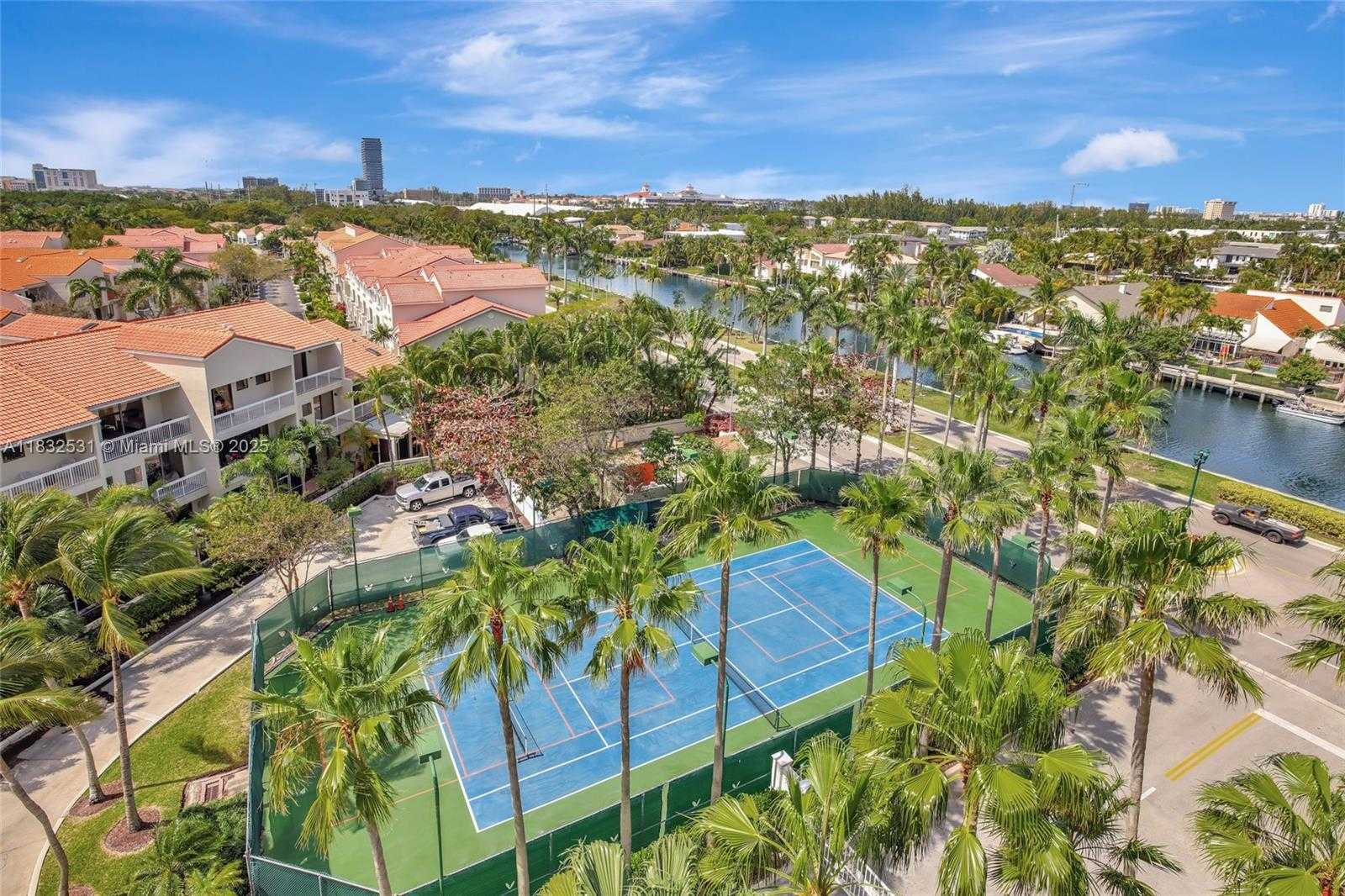 Small Image of 3640 YACHT CLUB DR #203, Aventura Number 42