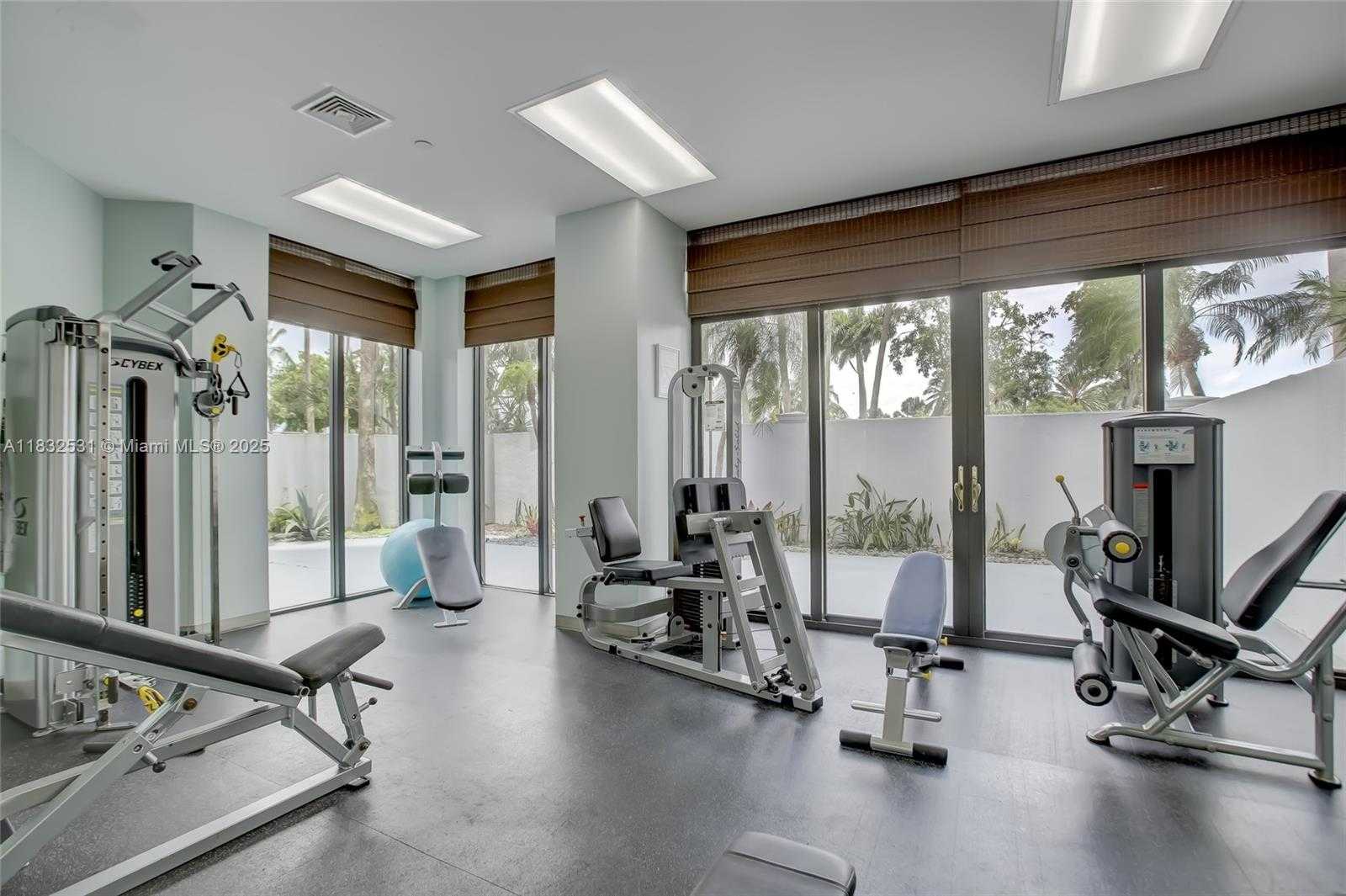 Small Image of 3640 YACHT CLUB DR #203, Aventura Number 46