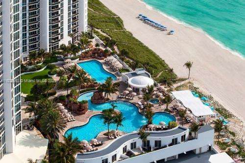 Small Image of 18001 COLLINS AVE #1107, Sunny Isles Beach Number 17