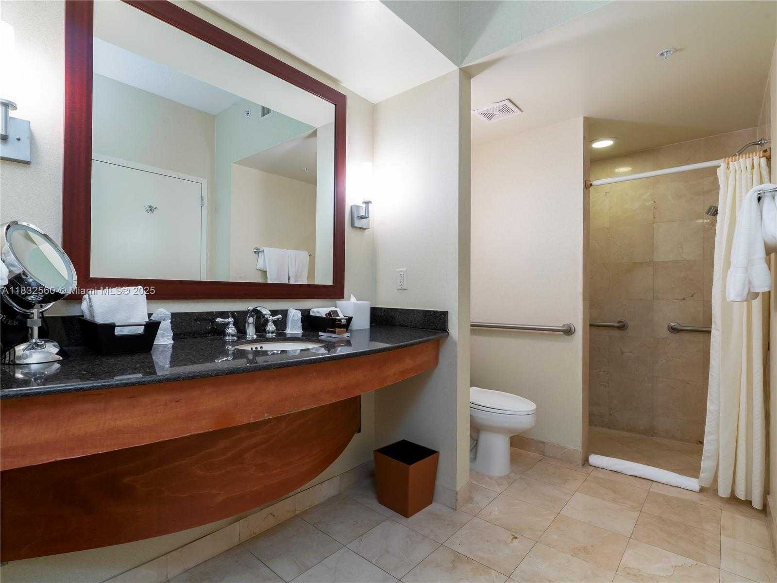 Small Image of 18001 COLLINS AVE #1107, Sunny Isles Beach Number 7