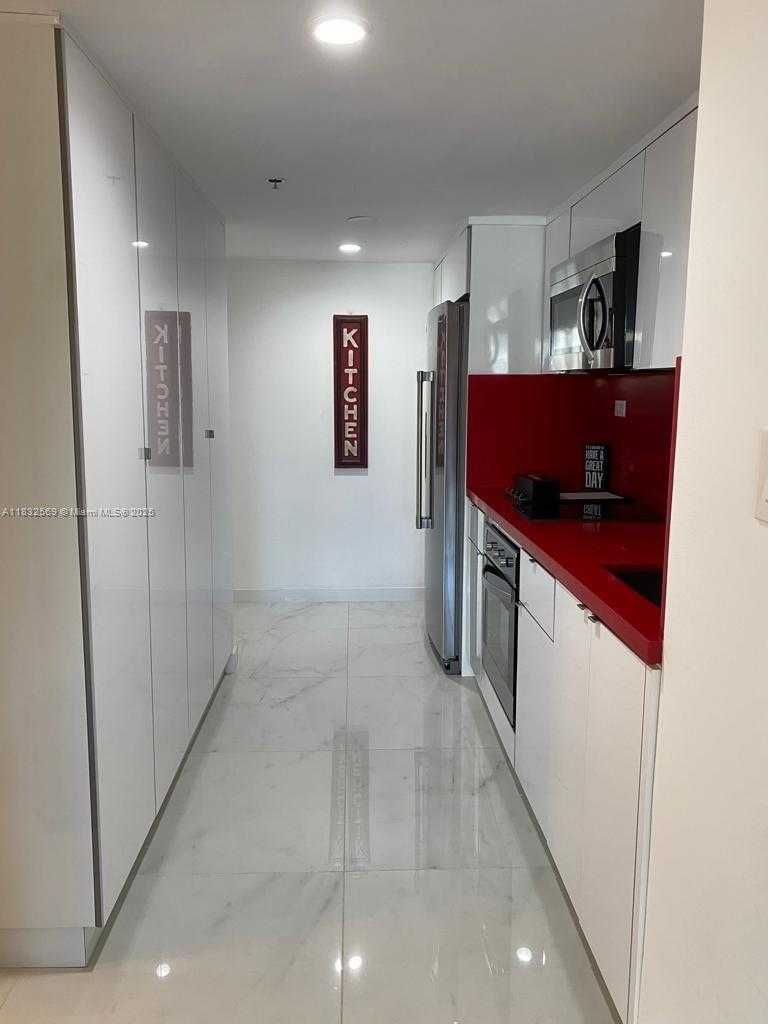 Small Image of 19201 COLLINS AVE #130, Sunny Isles Beach Number 4
