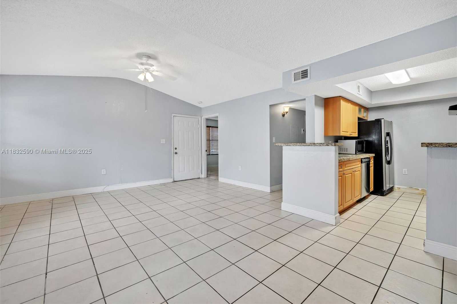 Small Image of 15560 SOUTH WEST 104TH TER #611, Miami Number 16