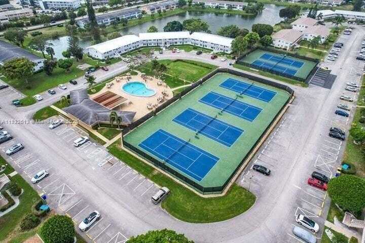 Small Image of 367 SHEFFIELD O #O, West Palm Beach Number 22