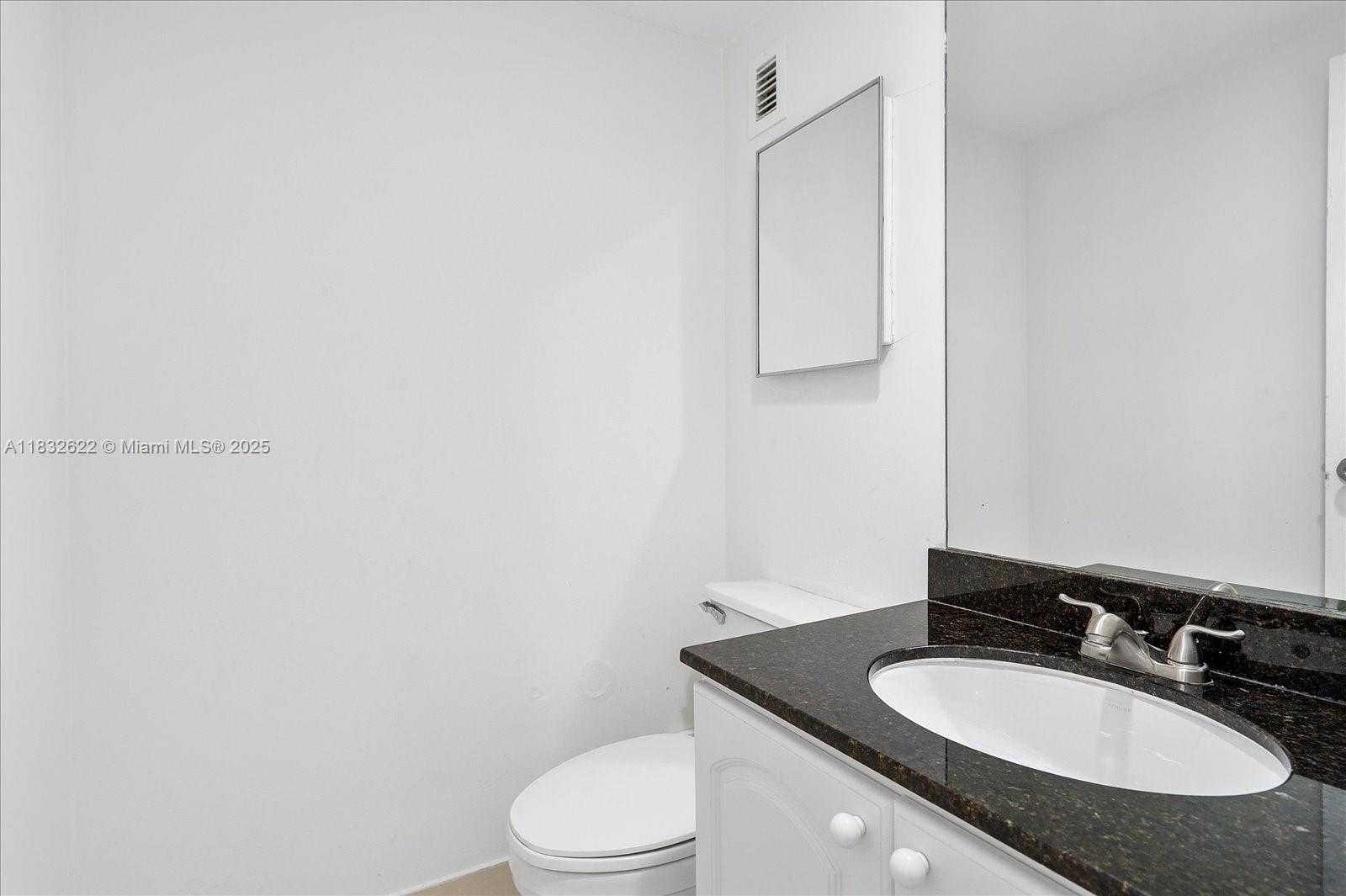 Small Image of 3801 SOUTH OCEAN DR #8X, Hollywood Number 21